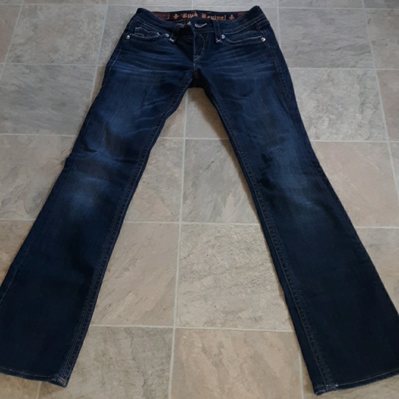 Women's Jean's! - Picture 2 of 4